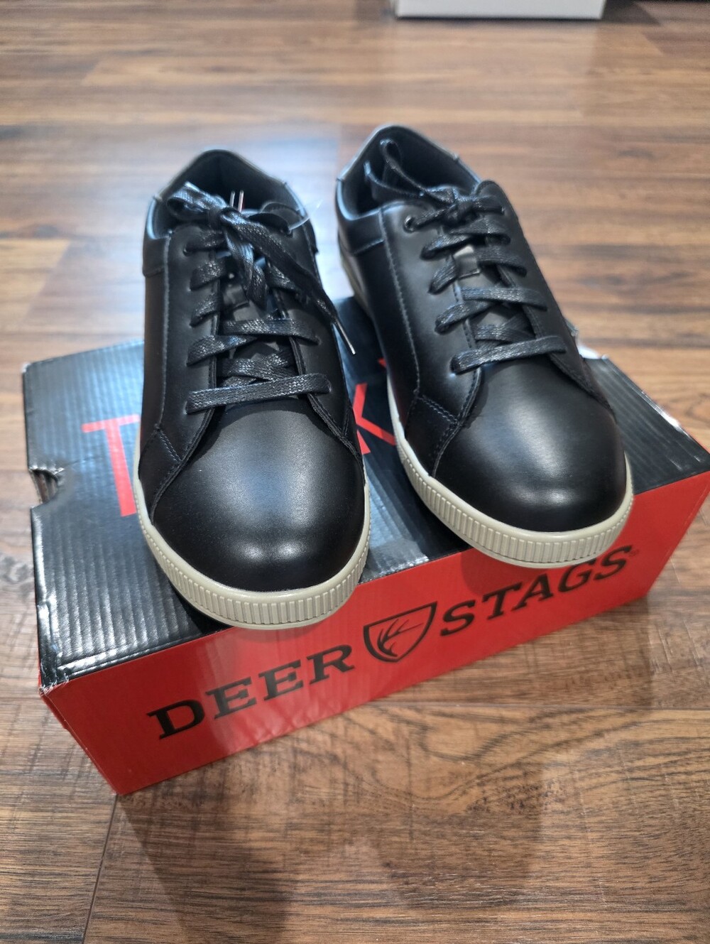 Deer Stags Black Sneakers with Gray Sole 6